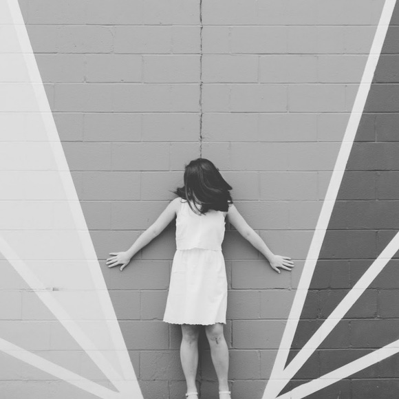 Meet your Posher, Chloe - Picture 1 of 1